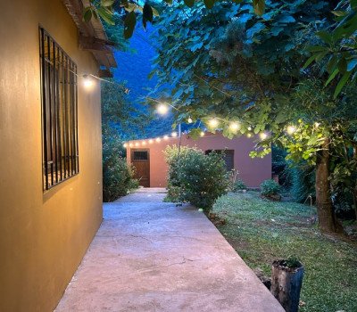 La calma del campo al anochecer.